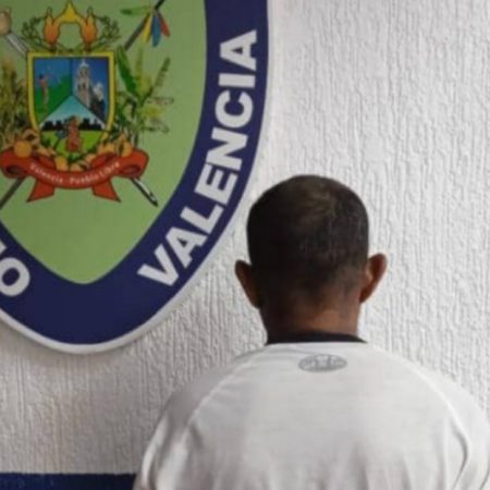 El detenido fue puesto a la orden del MP. Foto: Prensa Poli-Valencia