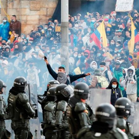 Defensoría del Pueblo colombiana contabilizó al menos 16 muertos en seis días de protestas