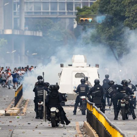 Oficialismo renueva la cifra de detenciones: van al menos 2 mil 229