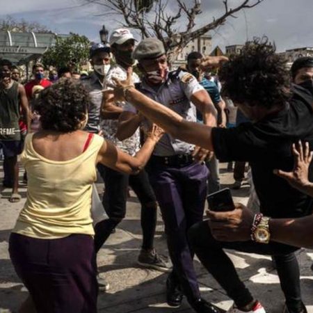 Congresistas de seis países piden sancionar a cómplices de la represión en Cuba