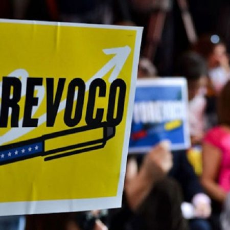Mover convoca primera movilización para solicitar revocatorio contra Maduro
