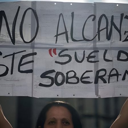 Conflictos laborales se cuadruplicaron en septiembre respecto a agosto, según ONG Aumento salario salarial trabajadores pensionados jubilados
