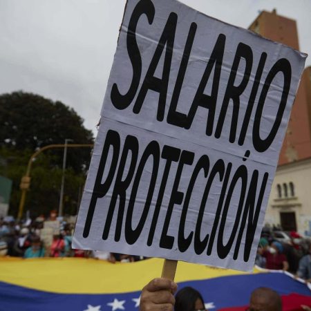 MAS: Maduro tiene ocho años haciendo ofertas económicas engañosas