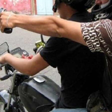 Motorizados mataron a un obrero e hirieron a dos más en tiroteo en La Dolorita
