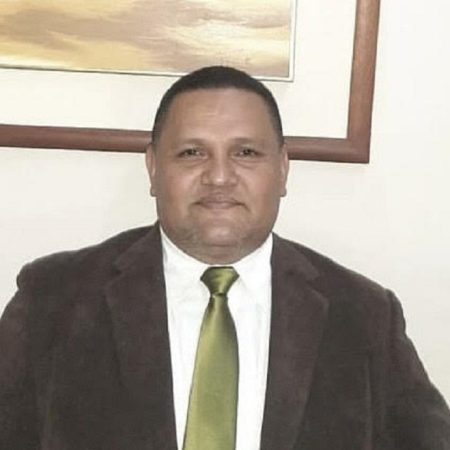 Servicio público: Paciente requiere urgente operación para poder volver a caminar