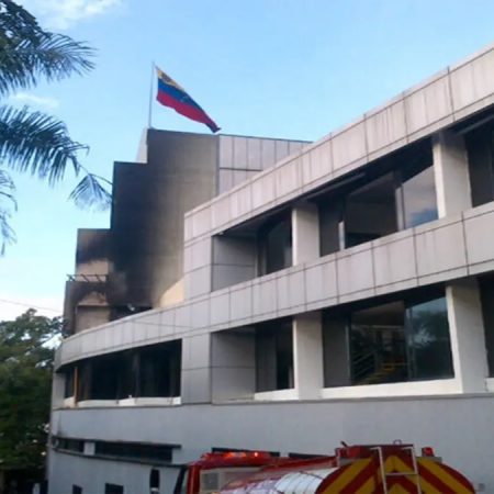 Venevisión evalúa acción legal ante uso no autorizado de su himno en actos de Maduro