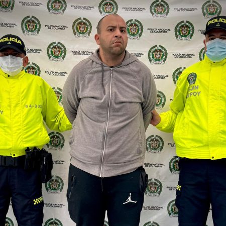 Las autoridades en Colombia detuvieron en el convulso departamento del Cauca (suroeste) al venezolano Dayonis Junior Orozco Castillo, señalado de asesinar a un carabinero en Chile el pasado 10 de abril en Santiago